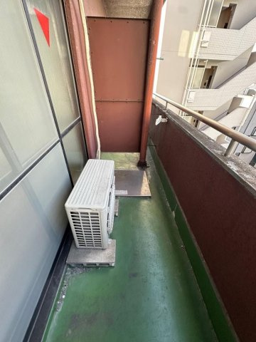 古川ビルのバルコニー