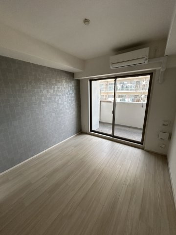 プレサンス神崎川ファインブレスの居間・リビング|ゆったり過ごせる居間です