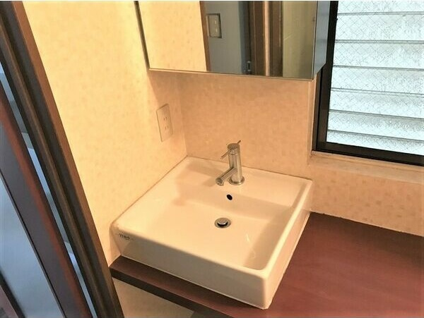 BIANCASA水主町の洗面所