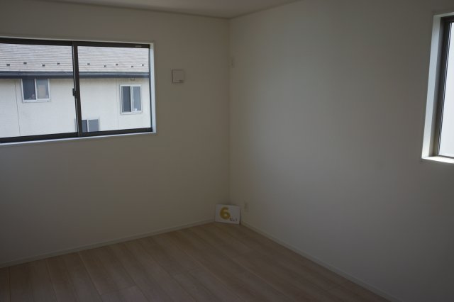 出雲市大津町　新築建売住宅　4棟現場　④号地の洋室