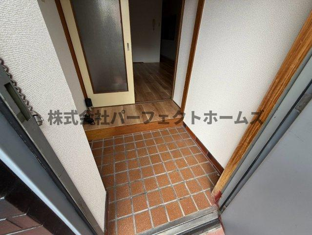 桜木町アパートの玄関|シンプルで使いやすい玄関です