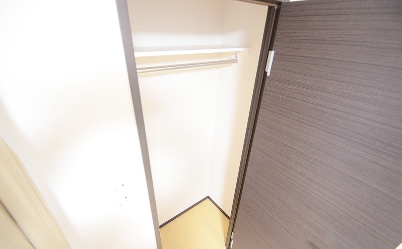 クレイノ親明閣の収納
