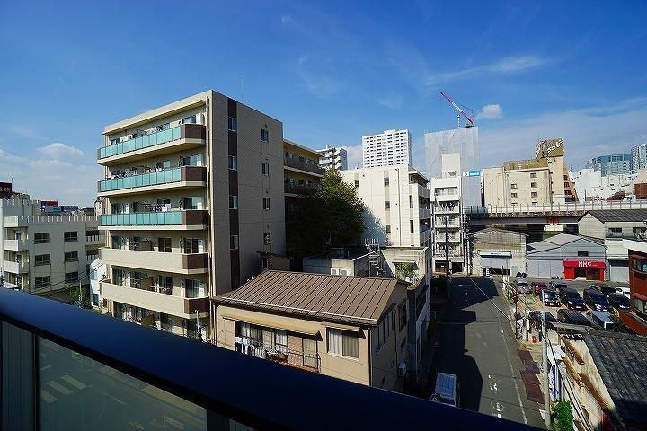 ALTERNA住吉のバルコニー