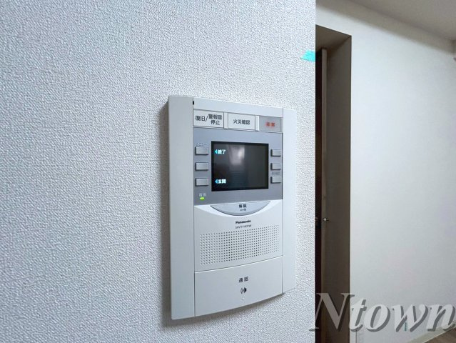 【セキュリティ】 | プレサンスTHE久屋大通レジェンド | モニター付きインターフォンです