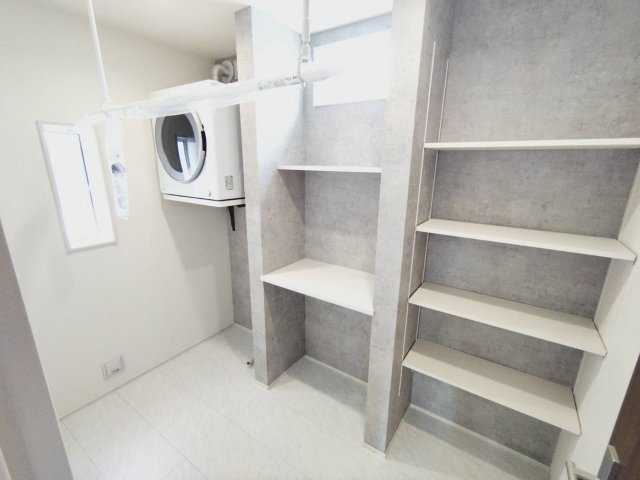新築戸建 の洗面所|ランドリー室収納