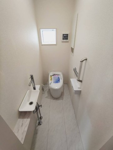新築戸建 のトイレ