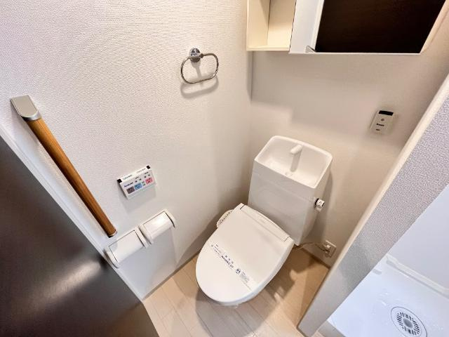 サウザンドグラスのトイレ|シャワー付トイレ