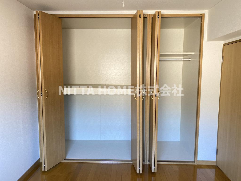 舞鶴市清道新町の賃貸マンションの収納|全居室に収納がついています◎