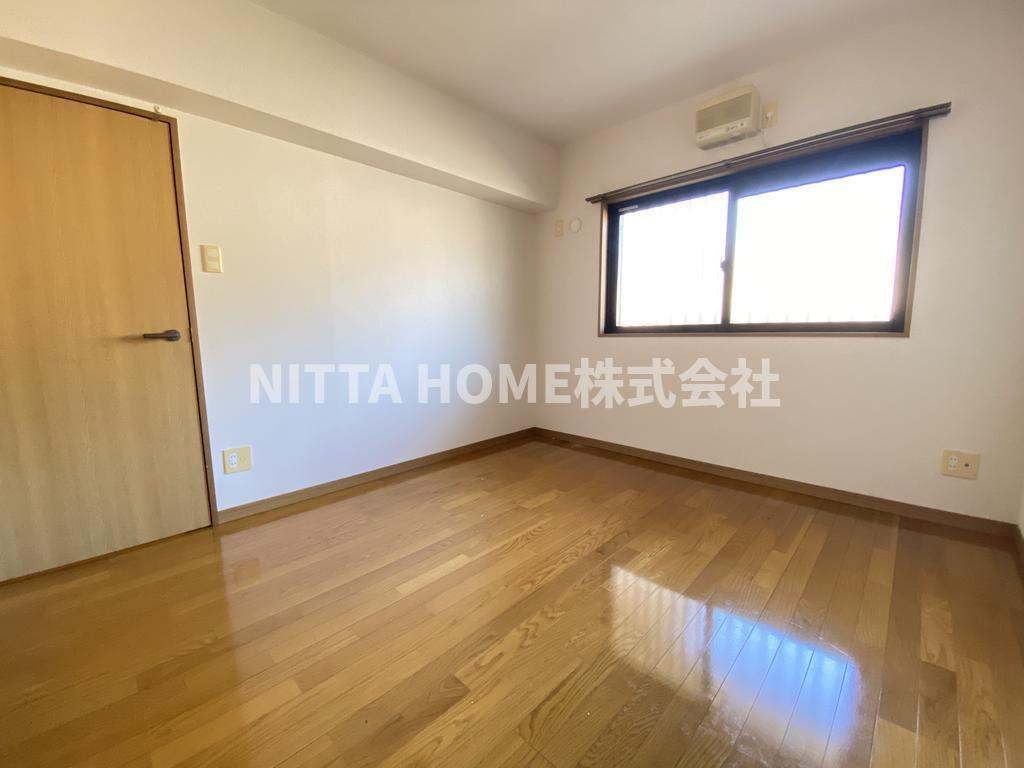舞鶴市清道新町の賃貸マンションの内装|洋室は６帖が２部屋あります☆彡