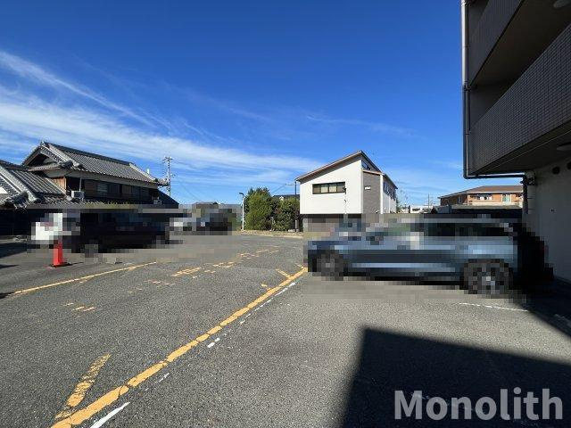 メルローズ二色ノ浜の駐車場