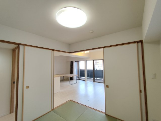 アデニウム新小岩の和室