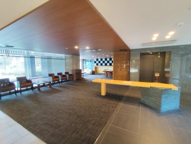 アデニウム新小岩のロビー