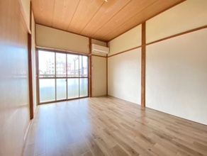 【寝室】