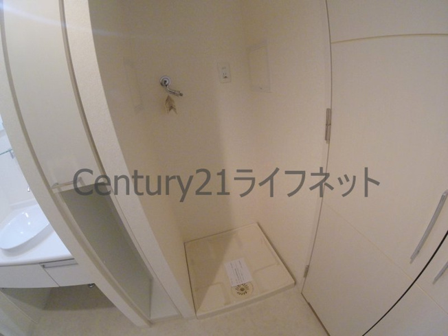 【設備】 | グレンパーク梅田北 | 洗濯機置き場です。