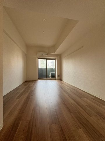 プレサンスジェネ千種内山Ⅱ　名古屋市賃貸　仲介手数料無料の居間・リビング