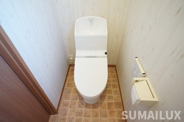 熊本市中央区世安３丁目の一戸建てのトイレ