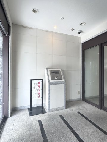 グラン・コート小牧原の防犯設備|オートロック