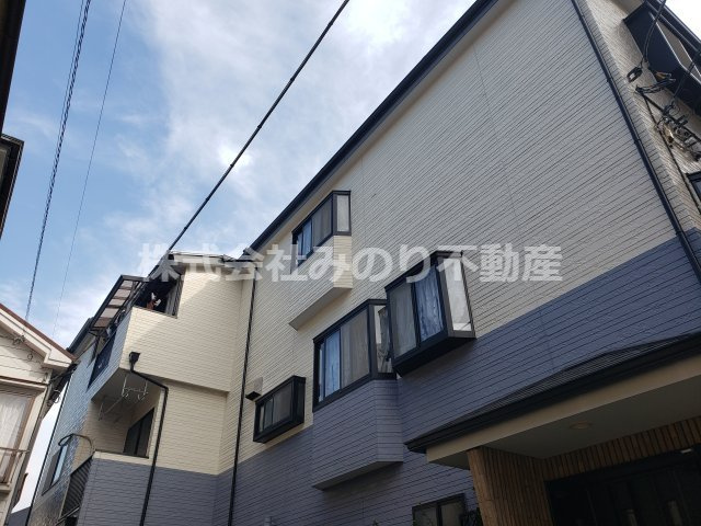 江戸川区本一色１丁目のアパート