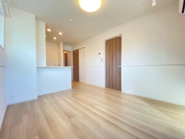 【居間・リビング】 | 鹿黒アパート　C | ※同タイプの写真となります。