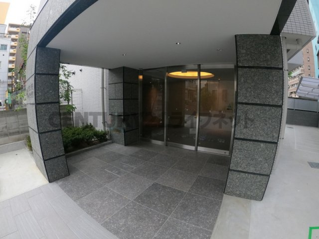 【エントランス】 | ラグレース天六
