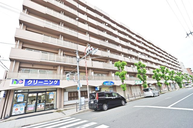 シャトー三愛の外観