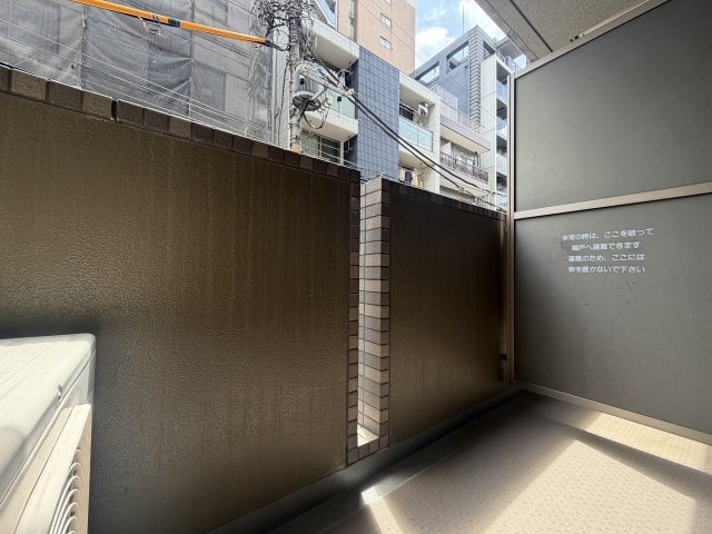 【バルコニー】