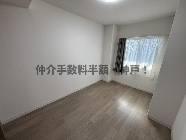 アルファスマート神戸狩口台　仲介手数料半額！の洋室|使い勝手のいい洋室です