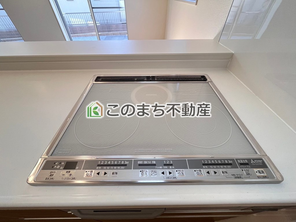 ブルーミングガーデン宇都宮市下岡本町ネオユニバースのキッチン|IHクッキングヒーターで調理もお掃除も楽々です♪