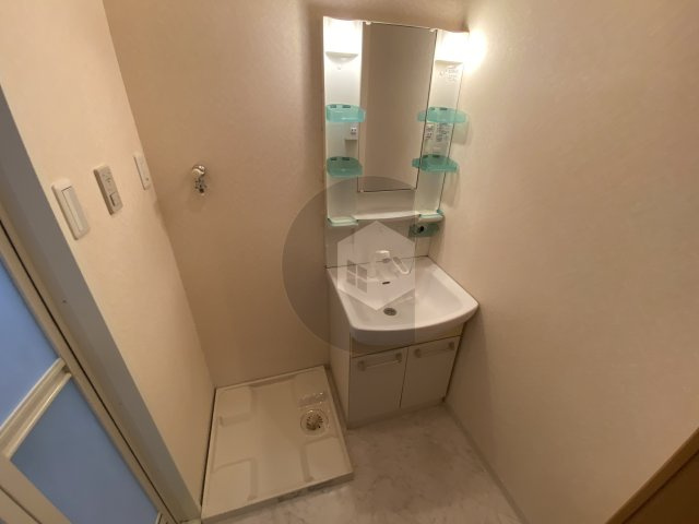 アンソレイユ菱屋西の洗面所