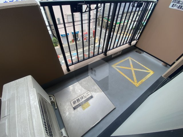 アンソレイユ菱屋西のバルコニー