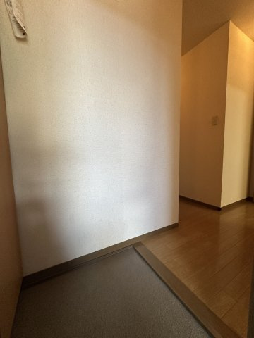 インペリアル浦里Aの玄関