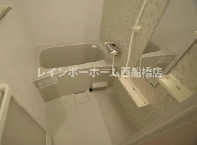 ARABESQUEの浴室