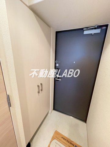 エスリード南堀江グランツの玄関