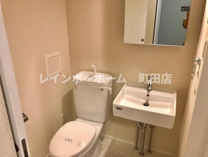 ヴァリエ原町田※初期費用分割あと払いサービス利用可能物件のトイレ