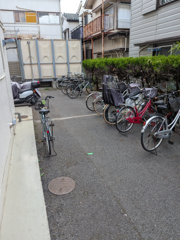 【その他共用部分】 | ラ・メゾン船橋 | 自転車置き場です