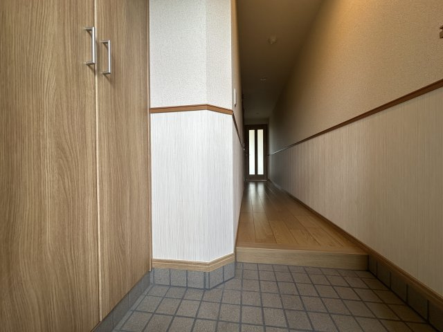 インペリアル南大高の玄関