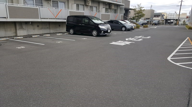 【駐車場】 | グランメゾン福成