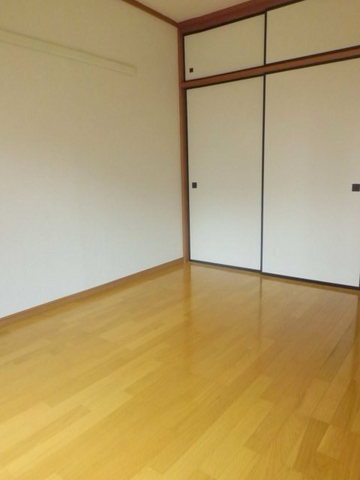 シティハイム　ＳＡＫＡＥ２の洋室