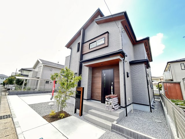 【ブルーミングガーデン】宇都宮市雀の宮7丁目 第2期 全1棟の外観|〇1号棟〇
スーパーやコンビニなど、毎日の生活に欠かせない利便施設を今から現地で確認されることをおススメします。
もちろん弊社営業がご案内する事も可能です！
※2026年8月撮影