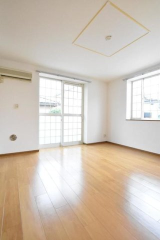 【居間・リビング】 | リブインクレストⅡ