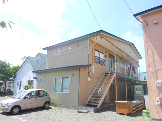 小川ハイツの外観