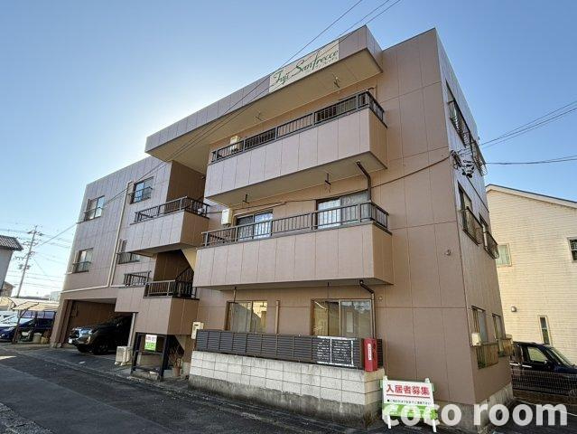 コーポ・フジサンフレッチェの外観