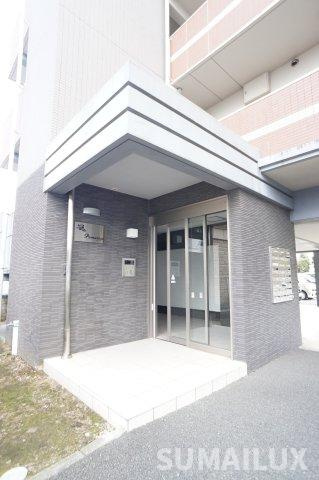 熊本市中央区琴平２丁目の賃貸マンションのエントランス