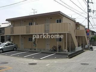 岡本ハイツ B棟の駐車場|駐車場があります