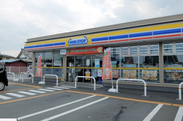 レオパレスＳＵＮ　ＲＯＹＡＬの周辺