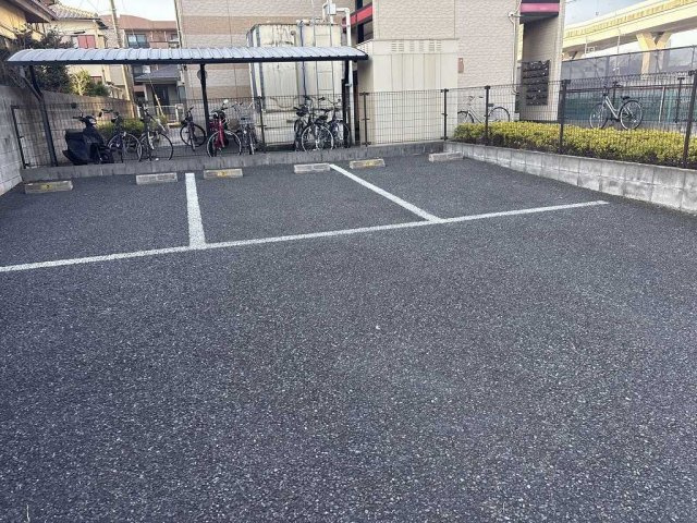 レオパレスコヅチのその他