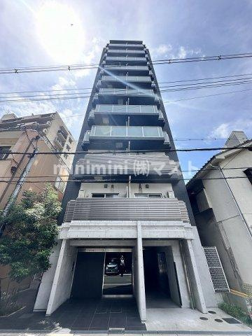アール大阪グランデの外観