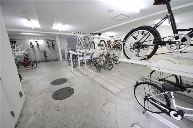 【駐車場】 | ベルエ難波西
