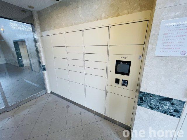 キングマンション千船弐番館の設備|◆いつでも荷物の受け取りができる宅配ボックスです！再配達を依頼するストレスから解放されます！