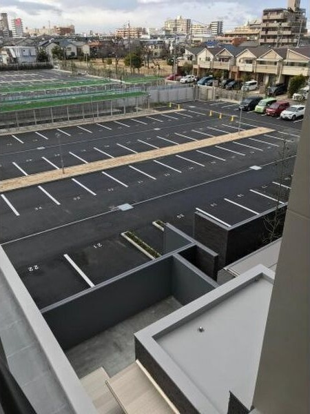 パークホームズLaLa名古屋みなとアクルスの駐車場